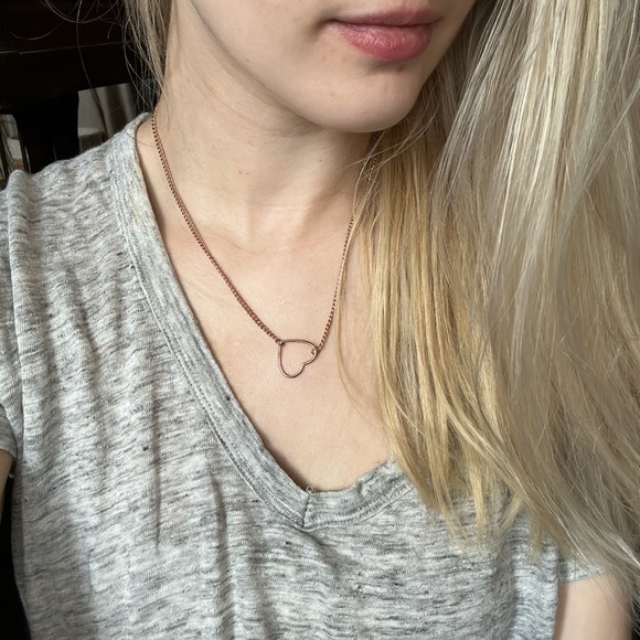 Rose Gold Stamped Heart Necklace - Picture 4 of 6